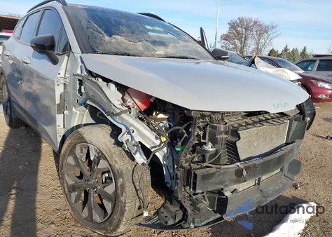 2024 Kia Sportage X-Line z USA, uszkodzony, nr VIN 5XYK6CDF7RG167082